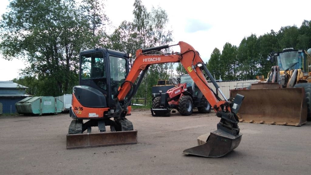 Hitachi ZX 29 U-3 CLR - Miniexcavadora: foto 1 Hitachi ZX 29 U-3 CLR - Miniexcavadora: foto 1