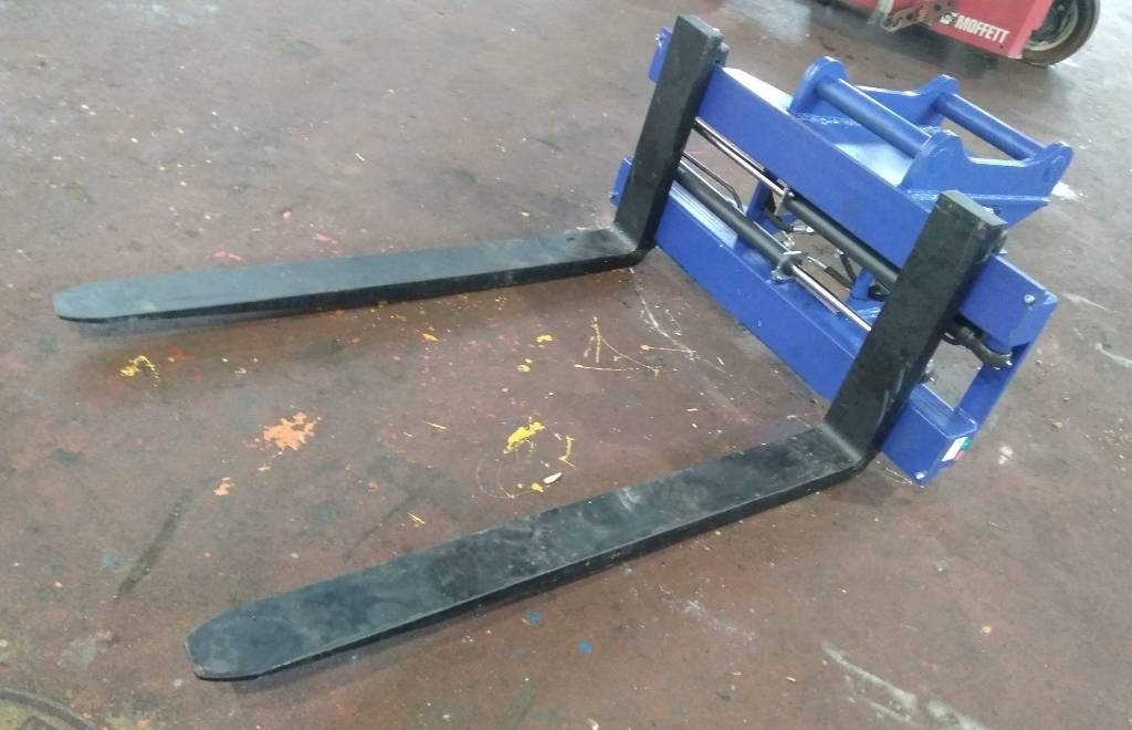 T-Steel Hydrauliset trukkipiikit 5T - Horquillas para Maquinaria de construcción: foto 1 T-Steel Hydrauliset trukkipiikit 5T - Horquillas para Maquinaria de construcción: foto 1