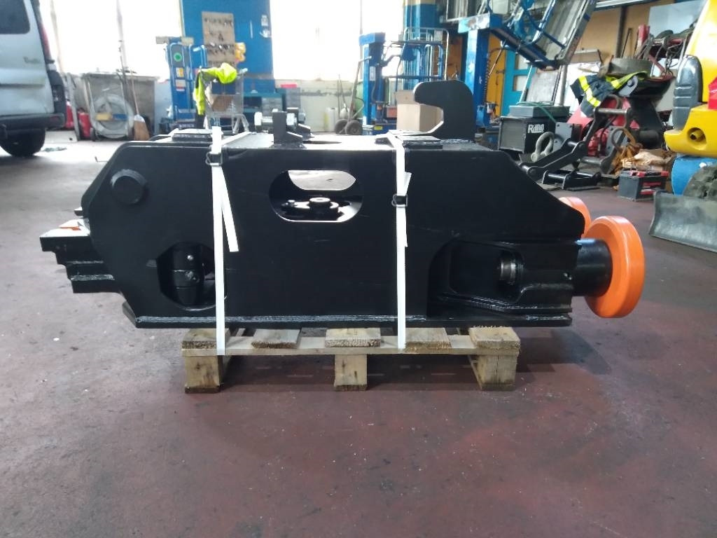 Tarfin RKH-1500 rail handling device - Hoja de bulldozer: foto 2 Tarfin RKH-1500 rail handling device - Hoja de bulldozer: foto 2