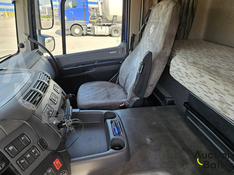 Cabeza tractora DAF CF 440 FTP: foto 11
