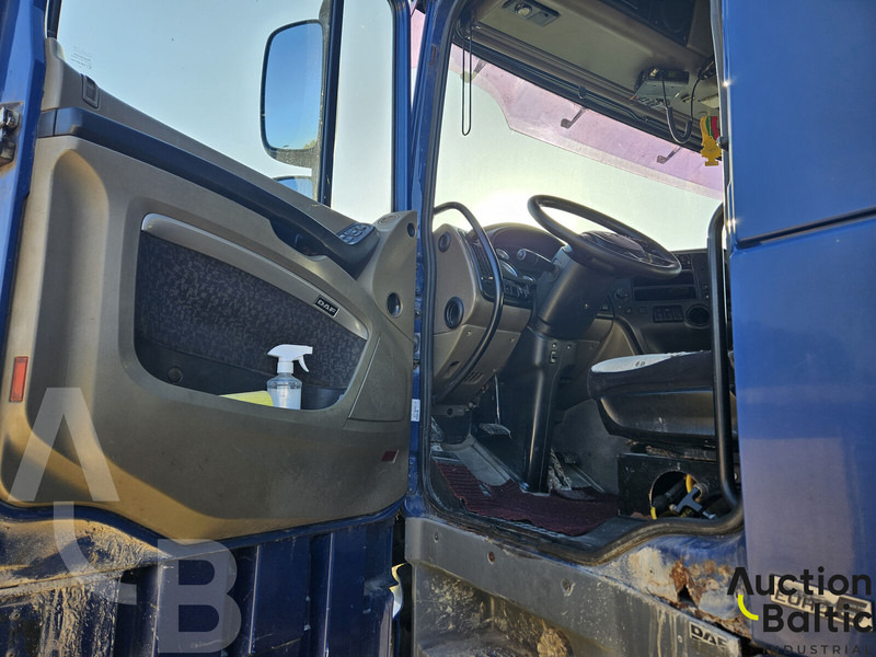 DAF FT XF105.410T - Cabeza tractora: foto 5 DAF FT XF105.410T - Cabeza tractora: foto 5