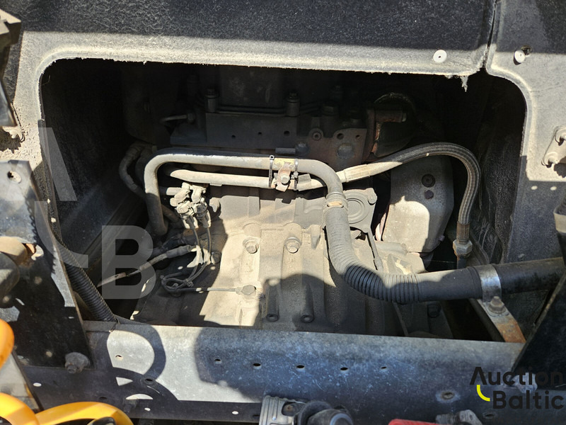 Cabeza tractora DAF XF105.460: foto 15