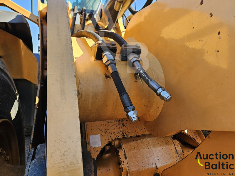 Cargadora de ruedas Case 821 F: foto 10