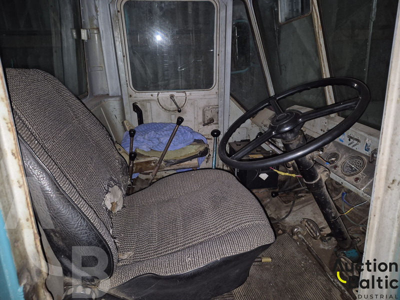 Chtz T-150K - Tractor: foto 5 Chtz T-150K - Tractor: foto 5