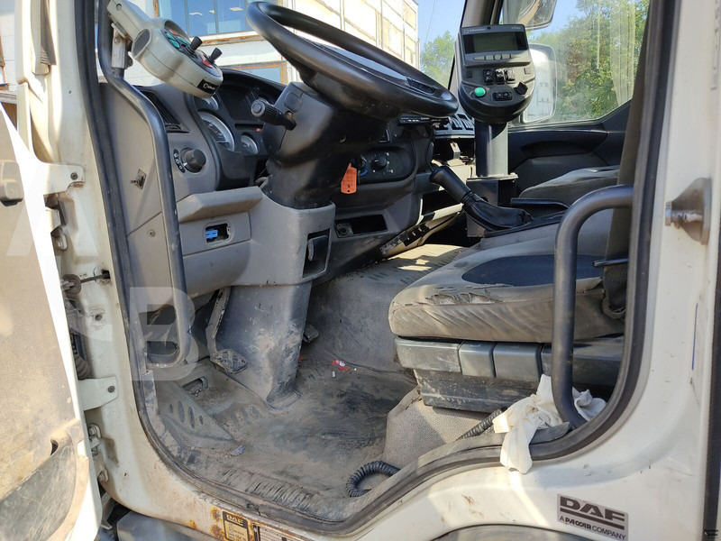 DAF LF45.160 - Barredora vial: foto 5 DAF LF45.160 - Barredora vial: foto 5