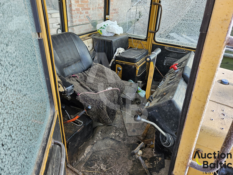 DT-75 - Tractor de cadenas: foto 5 DT-75 - Tractor de cadenas: foto 5