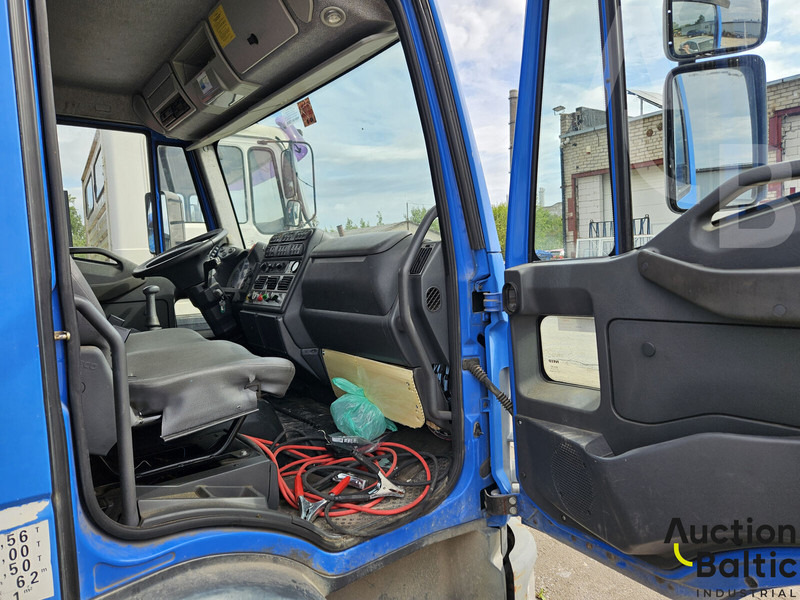 Iveco 100E 18 - Camión con plataforma elevadora: foto 5 Iveco 100E 18 - Camión con plataforma elevadora: foto 5