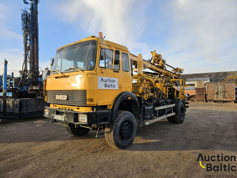 Iveco 180-25 - Perforadora: foto 1 Iveco 180-25 - Perforadora: foto 1