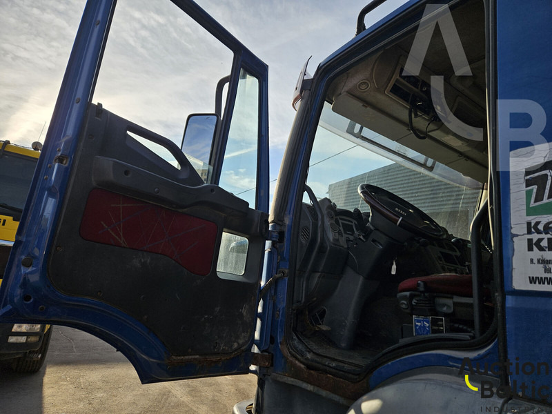 Iveco 260E44 - Camión volquete: foto 5 Iveco 260E44 - Camión volquete: foto 5