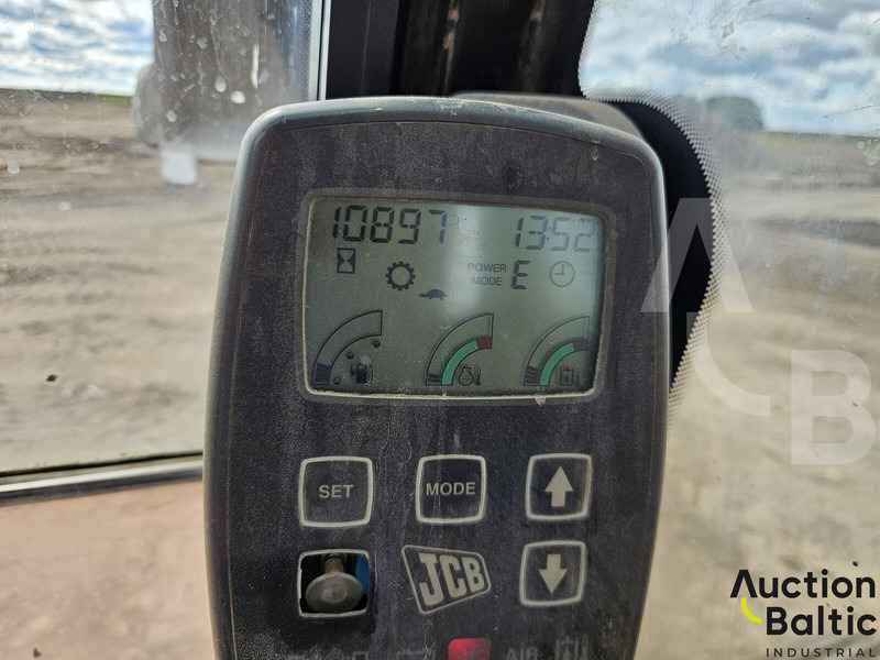 Excavadora de cadenas JCB JS 145: foto 6