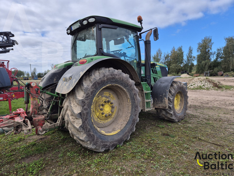 John Deere 6210 R - Tractor: foto 5 John Deere 6210 R - Tractor: foto 5