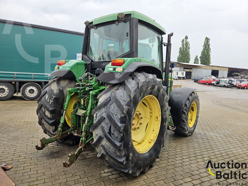 John Deere 6810 - Tractor: foto 4 John Deere 6810 - Tractor: foto 4