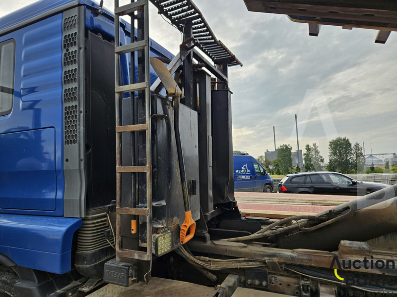 Camión volquete MAN 35.480: foto 7