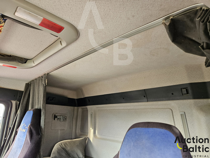 Camión volquete MAN 35.480: foto 15