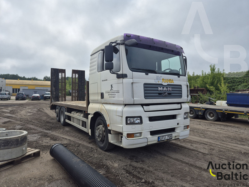 MAN TGA26.440 - Grua de remolque autos: foto 2 MAN TGA26.440 - Grua de remolque autos: foto 2
