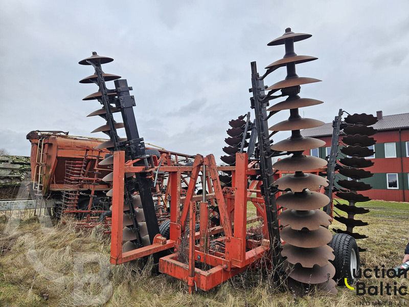 Massey Ferguson Ferguson - Rastras: foto 4 Massey Ferguson Ferguson - Rastras: foto 4