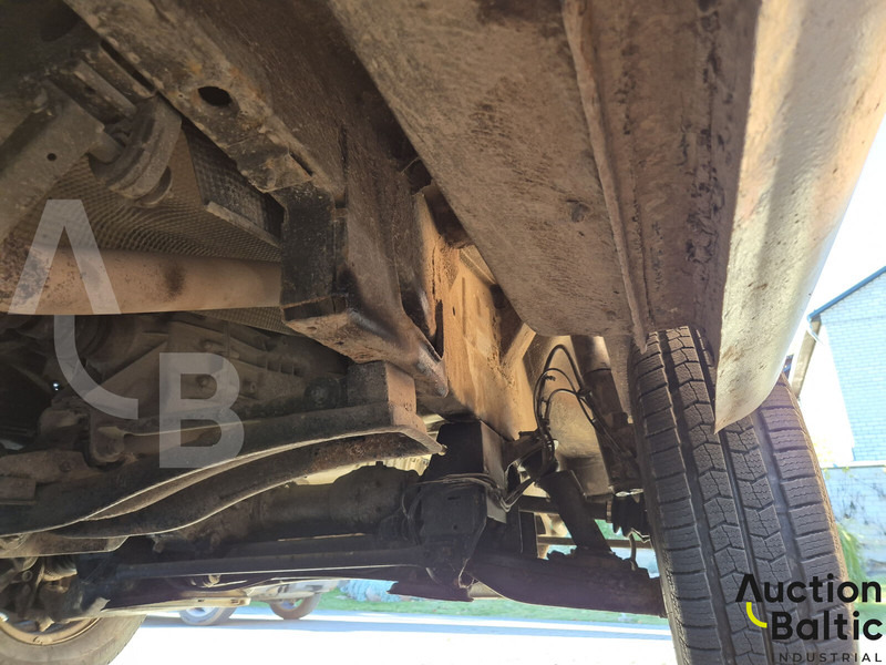 Furgón Mercedes-Benz 300-serie 312 D: foto 15