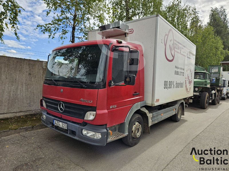 Mercedes-Benz 815 - Camión frigorífico: foto 1 Mercedes-Benz 815 - Camión frigorífico: foto 1