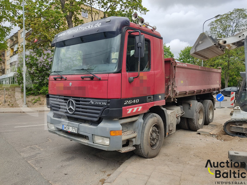 Mercedes-Benz Actros 2640 - Camión volquete: foto 1 Mercedes-Benz Actros 2640 - Camión volquete: foto 1