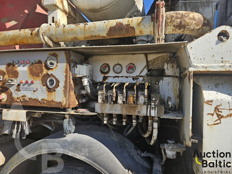 Bomba de hormigon estacionaria Mercedes-Benz Actros: foto 13