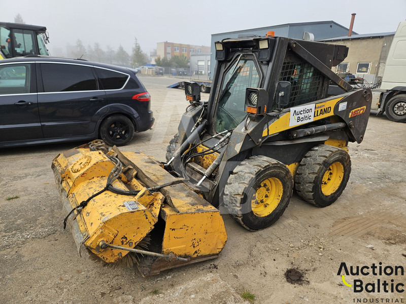 New Holland LS 160 - Minicargadora: foto 4 New Holland LS 160 - Minicargadora: foto 4