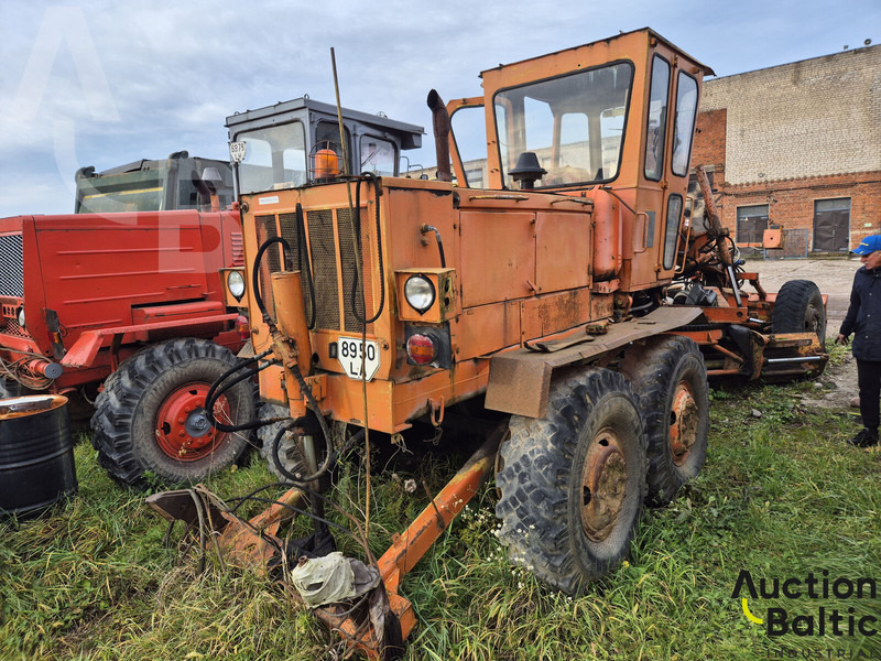 Onbekend BGP-180 - Grader: foto 4 Onbekend BGP-180 - Grader: foto 4