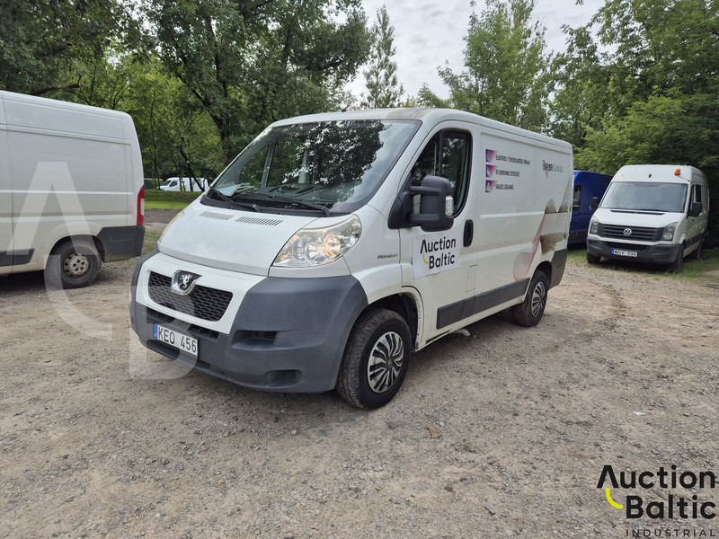 Peugeot Boxer - Furgoneta pequeña: foto 1 Peugeot Boxer - Furgoneta pequeña: foto 1