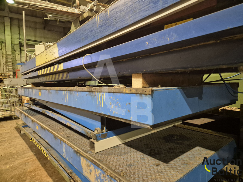 SCISSOR lift platforms - Plataforma de tijeras: foto 4 SCISSOR lift platforms - Plataforma de tijeras: foto 4