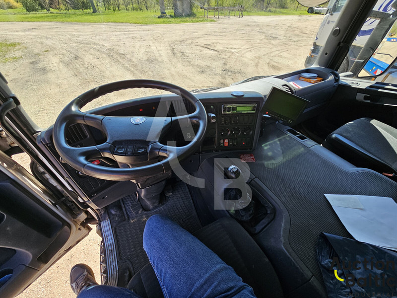 Camión con plataforma elevadora Scania P 310: foto 15