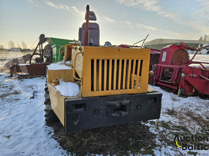 TO-30 - Cargadora de ruedas: foto 4 TO-30 - Cargadora de ruedas: foto 4