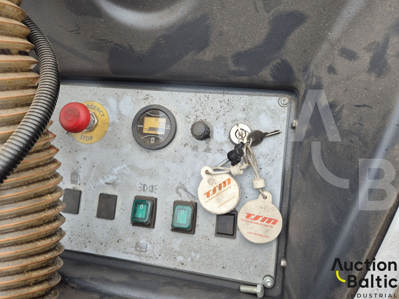 TSM Aria 240 - Barredora vial: foto 5 TSM Aria 240 - Barredora vial: foto 5