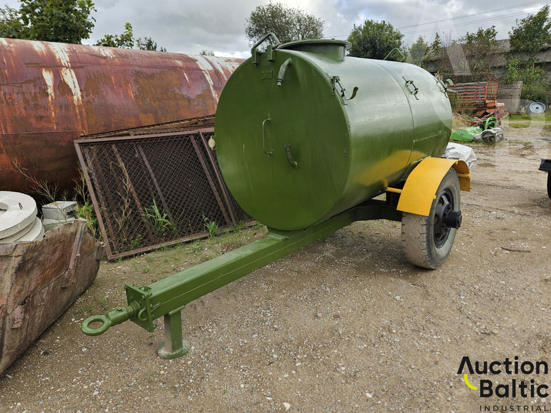 Tanker - Remolque volquete: foto 1 Tanker - Remolque volquete: foto 1