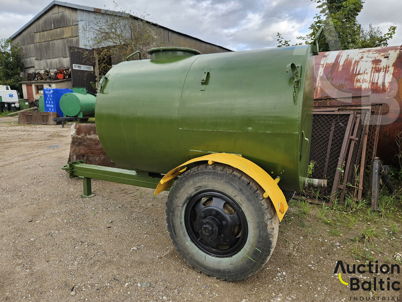 Tanker - Remolque volquete: foto 3 Tanker - Remolque volquete: foto 3