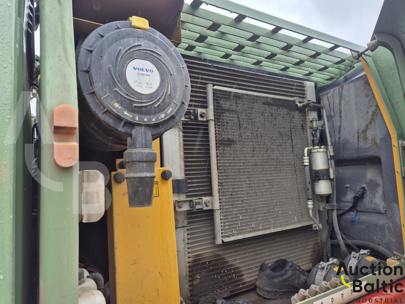 Excavadora de ruedas Volvo EW 140 C: foto 19 Excavadora de ruedas Volvo EW 140 C: foto 19