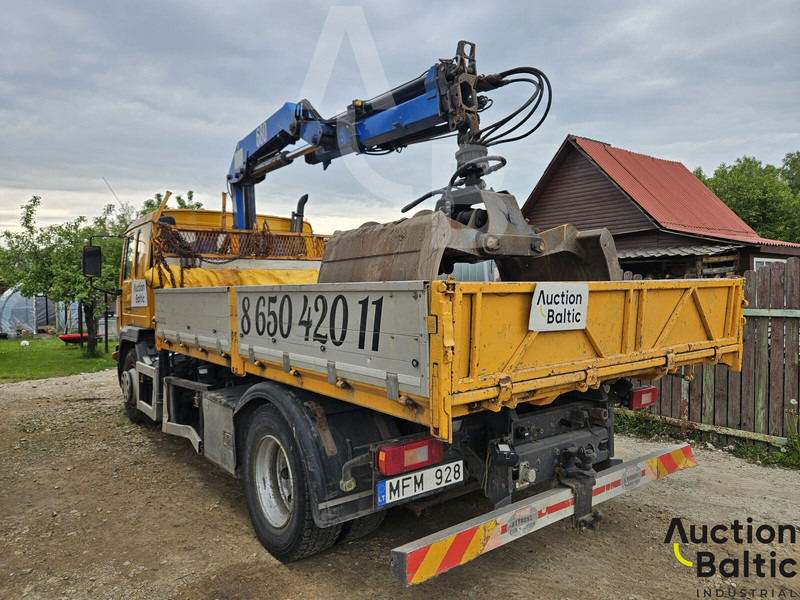 Volvo FL6 250 - Camión caja abierta, Camión grúa: foto 3 Volvo FL6 250 - Camión caja abierta, Camión grúa: foto 3
