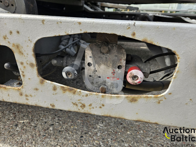 Camión portavehículos Volvo FM440: foto 17