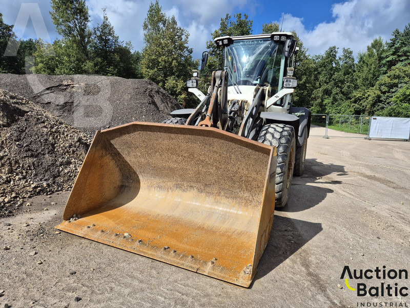 Volvo L 90 - Cargadora de ruedas: foto 1 Volvo L 90 - Cargadora de ruedas: foto 1