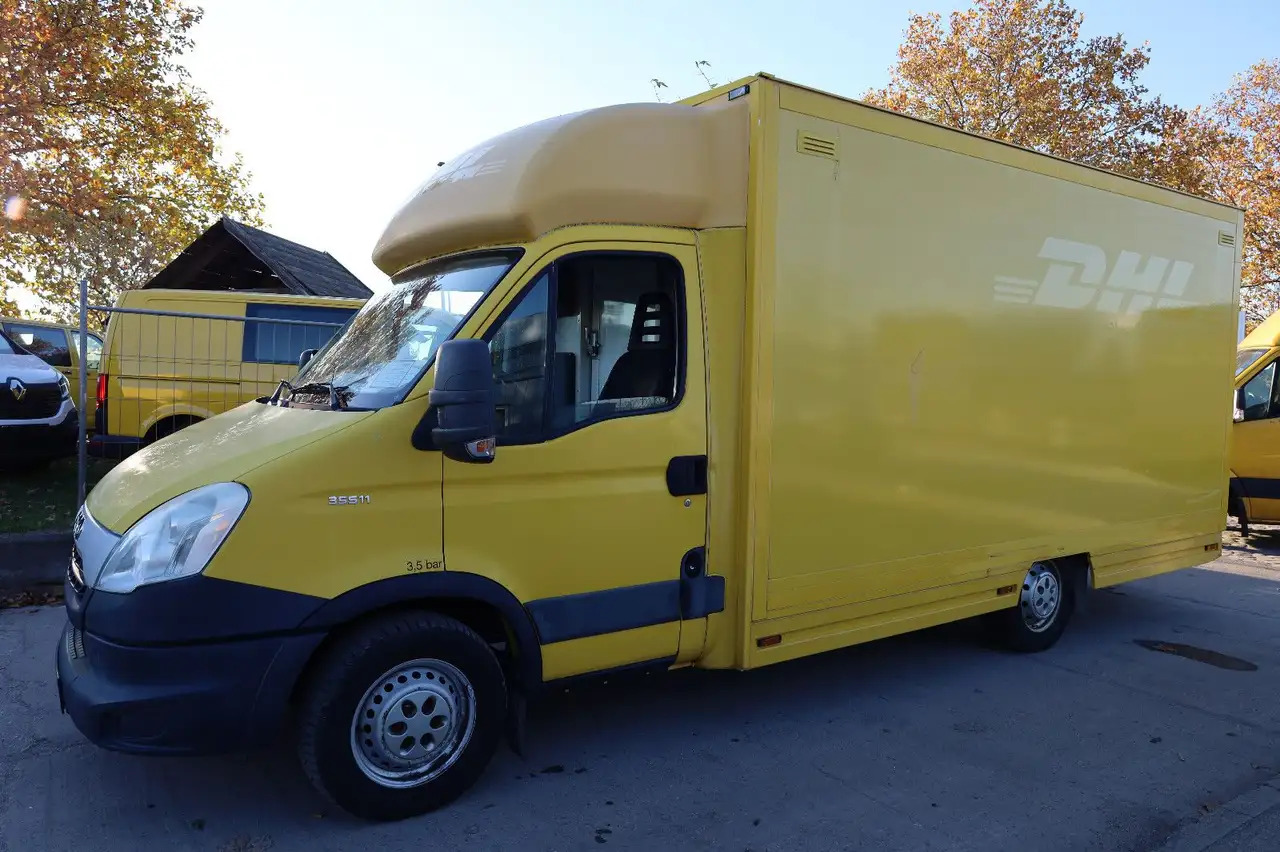 Iveco Daily/ Regalsystem/Luftfeder/1. Hand - Furgoneta caja cerrada: foto 1 Iveco Daily/ Regalsystem/Luftfeder/1. Hand - Furgoneta caja cerrada: foto 1