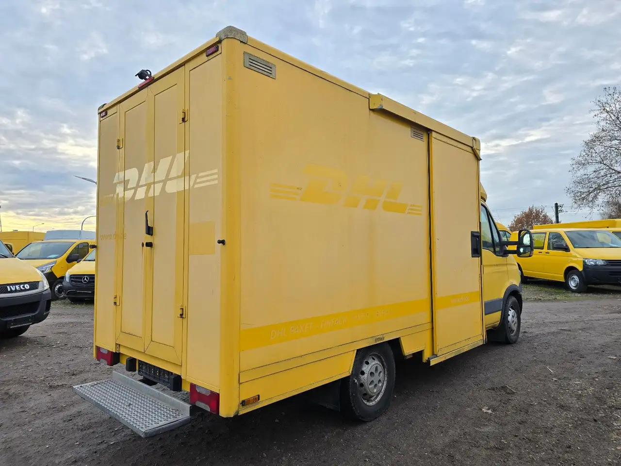Iveco Daily/ Regalsystem/Luftfeder/KURZ/1. Hand - Furgoneta caja cerrada: foto 4 Iveco Daily/ Regalsystem/Luftfeder/KURZ/1. Hand - Furgoneta caja cerrada: foto 4