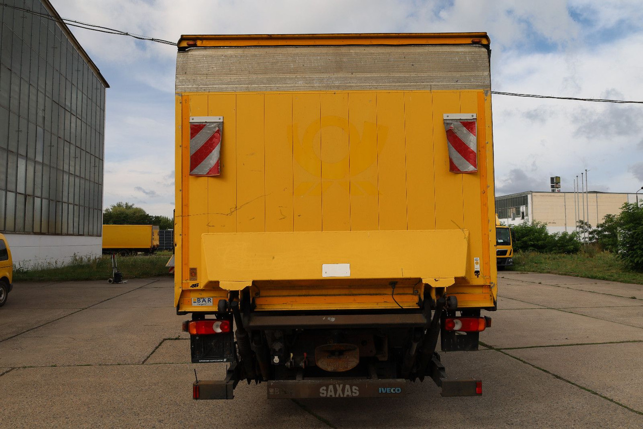 Camión caja cerrada Iveco M122/Scheckheft/1. Hand/AHK: foto 6