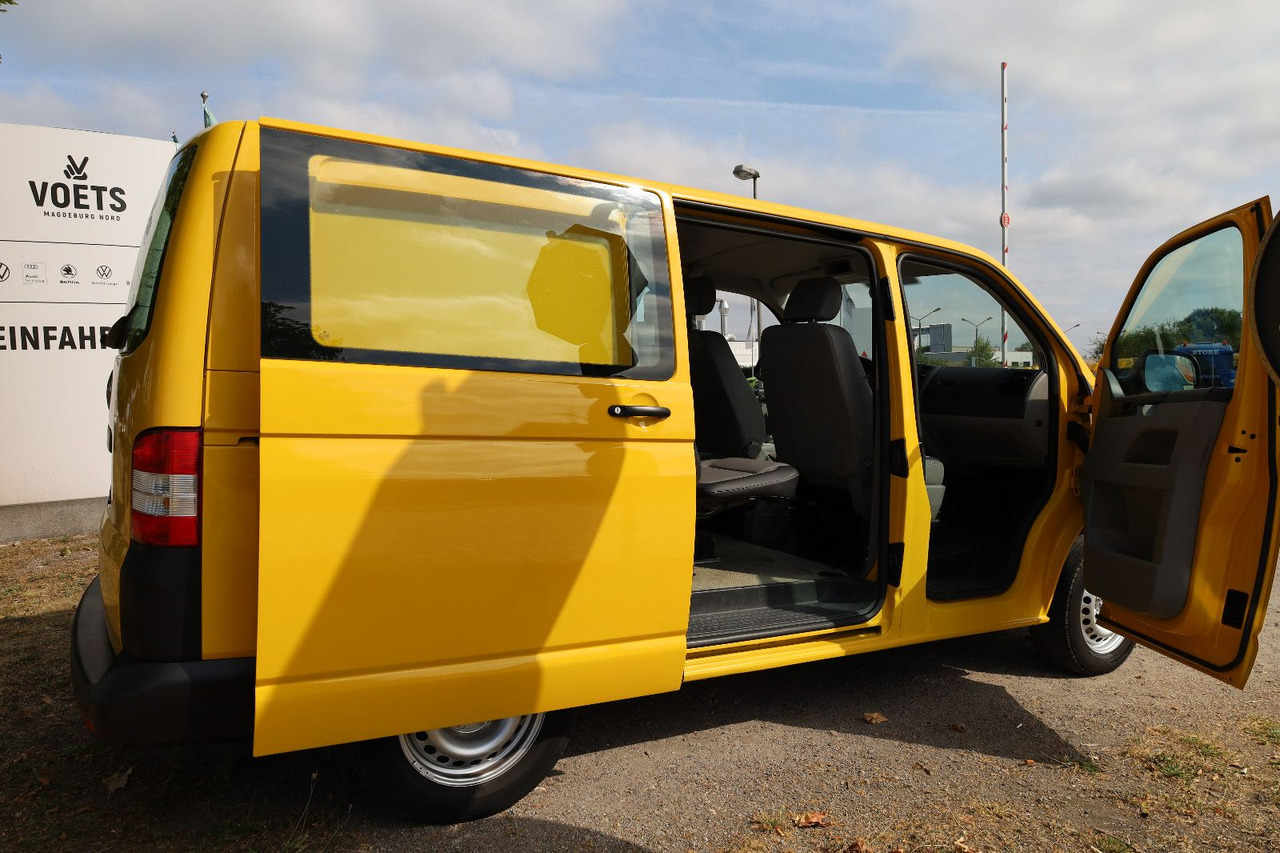Volkswagen T5 Transporter/ 2.0 TDI/EU5/1.Hand/5-Sitze - Furgoneta pequeña: foto 2 Volkswagen T5 Transporter/ 2.0 TDI/EU5/1.Hand/5-Sitze - Furgoneta pequeña: foto 2