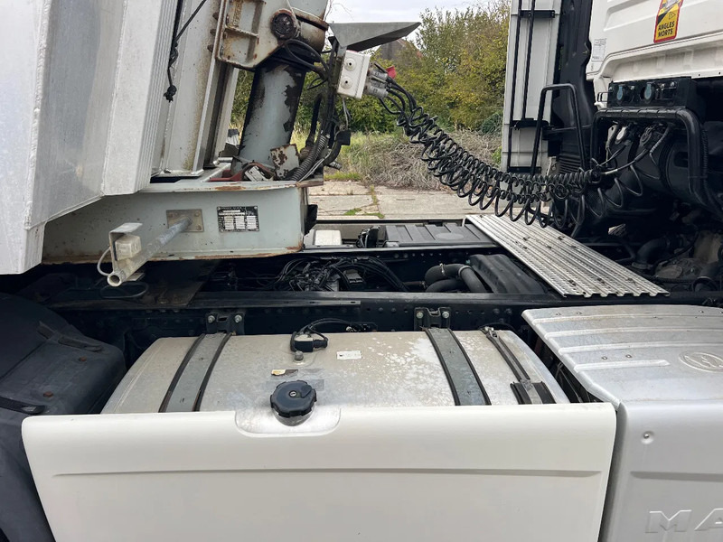 MAN TGX 18.500 Retarder*full Spoiler set*TGX18.500* - Cabeza tractora: foto 3 MAN TGX 18.500 Retarder*full Spoiler set*TGX18.500* - Cabeza tractora: foto 3
