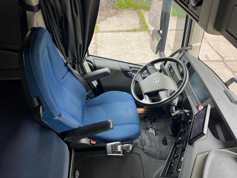 Volvo FH 500 XL CABINE*I-SHIFT*FH500 XL 2022* - Cabeza tractora: foto 2 Volvo FH 500 XL CABINE*I-SHIFT*FH500 XL 2022* - Cabeza tractora: foto 2