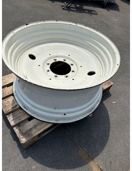 New Holland velg 18 x 38 - Llanta: foto 5 New Holland velg 18 x 38 - Llanta: foto 5