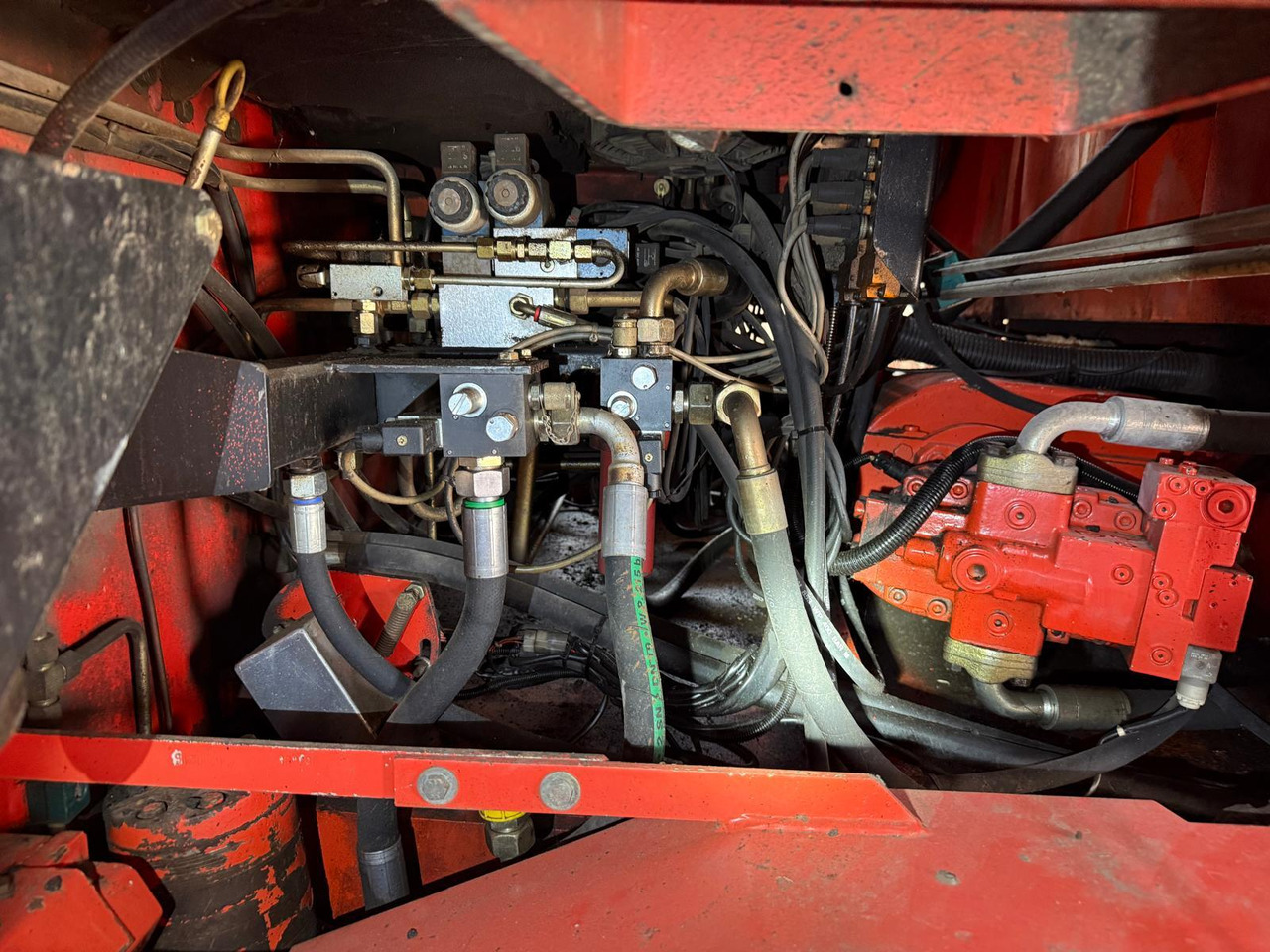 Pavimentadora de asfalto Demag-Dynapac DF135P powerfull 4-axle-paver: foto 29