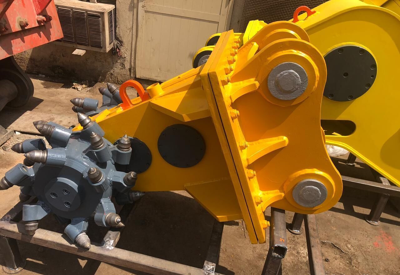 AME Double Drum Cutter (MDC 20) - Implemento para Excavadora: foto 4 AME Double Drum Cutter (MDC 20) - Implemento para Excavadora: foto 4