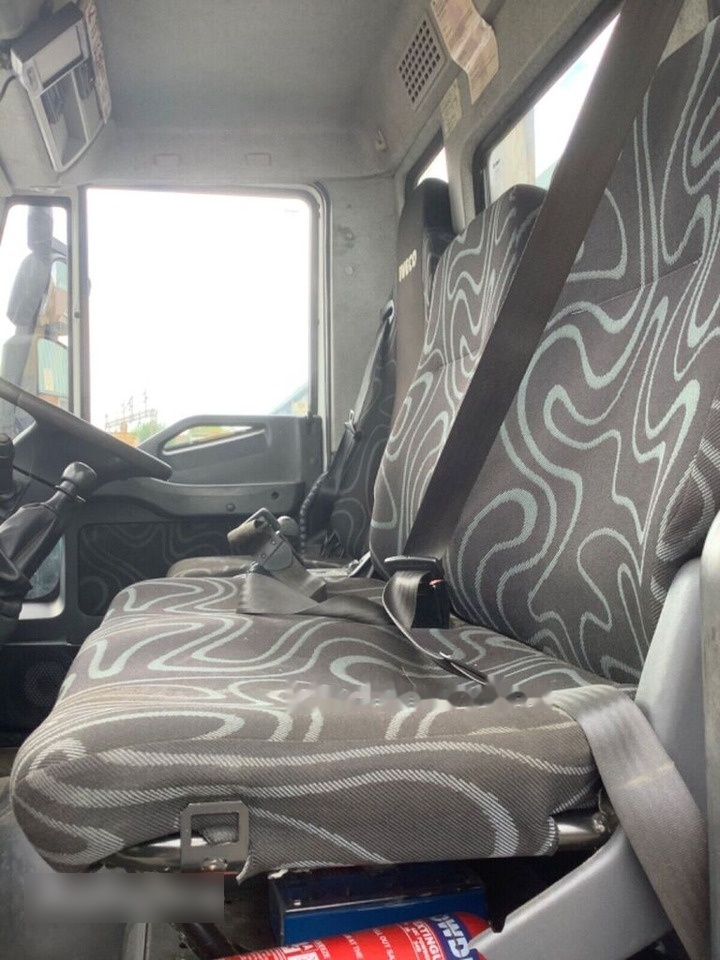 IVECO 180e25 euro5 - Limpieza de alcantarillado: foto 5 IVECO 180e25 euro5 - Limpieza de alcantarillado: foto 5