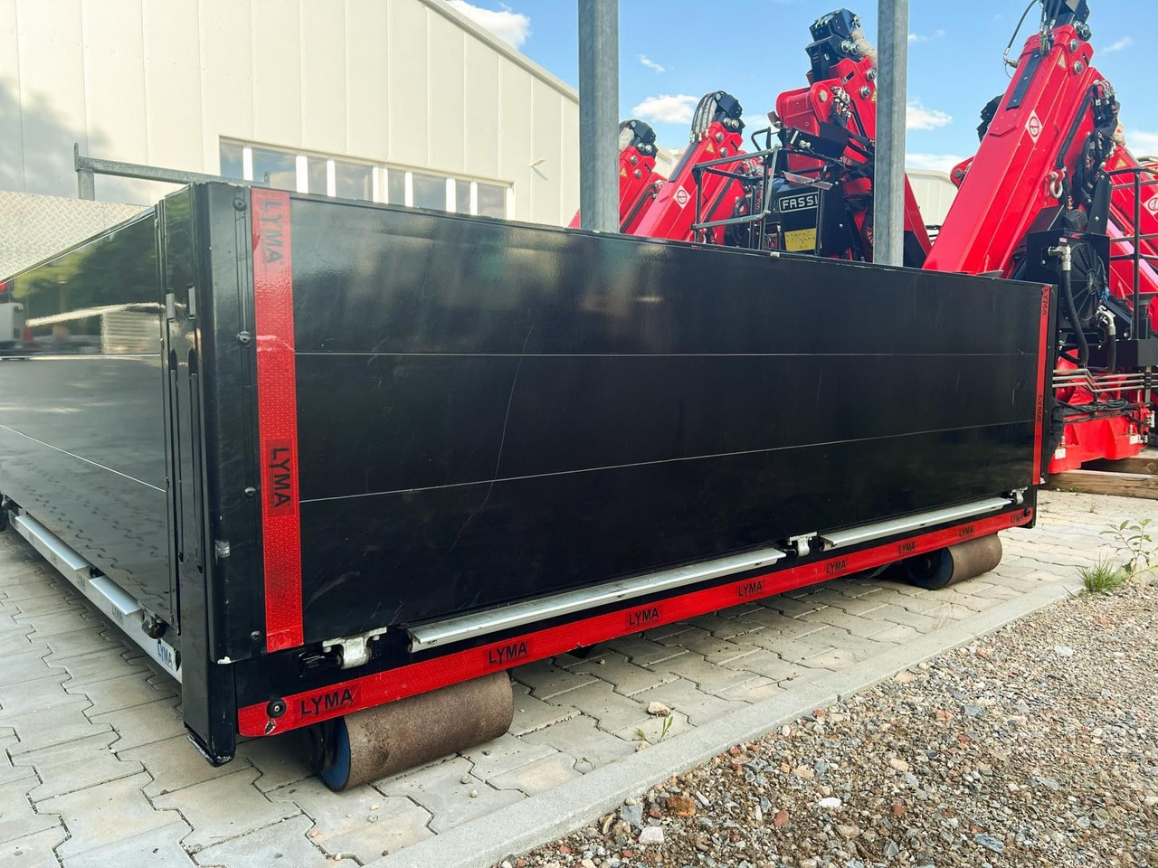 Abrollcontainer mit Bordwänden - Semirremolque portacontenedore/ Intercambiable: foto 4 Abrollcontainer mit Bordwänden - Semirremolque portacontenedore/ Intercambiable: foto 4