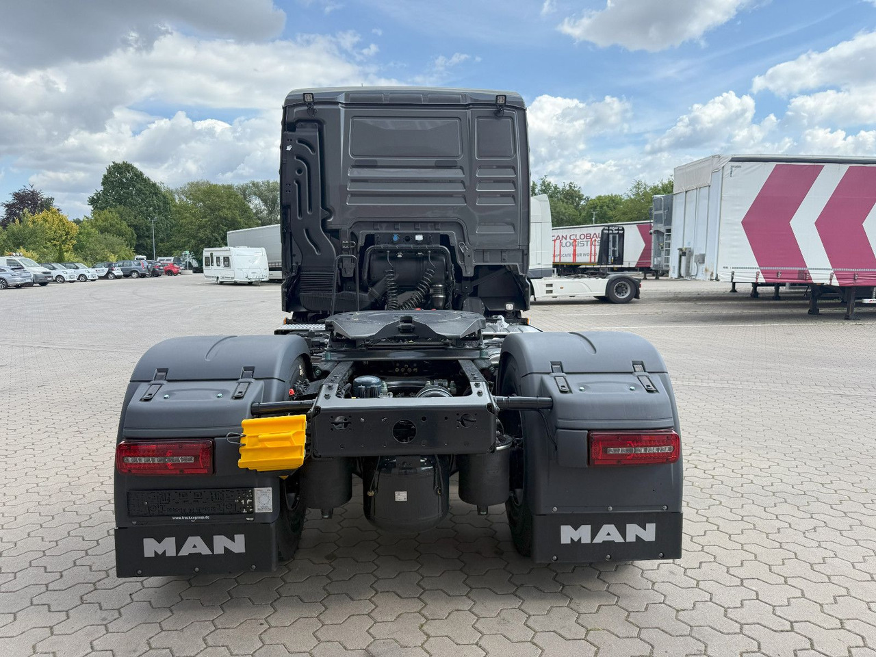 MAN TGX 18.480 4x2 HydroDrive Allrad mit Hydraulik - Cabeza tractora: foto 5 MAN TGX 18.480 4x2 HydroDrive Allrad mit Hydraulik - Cabeza tractora: foto 5