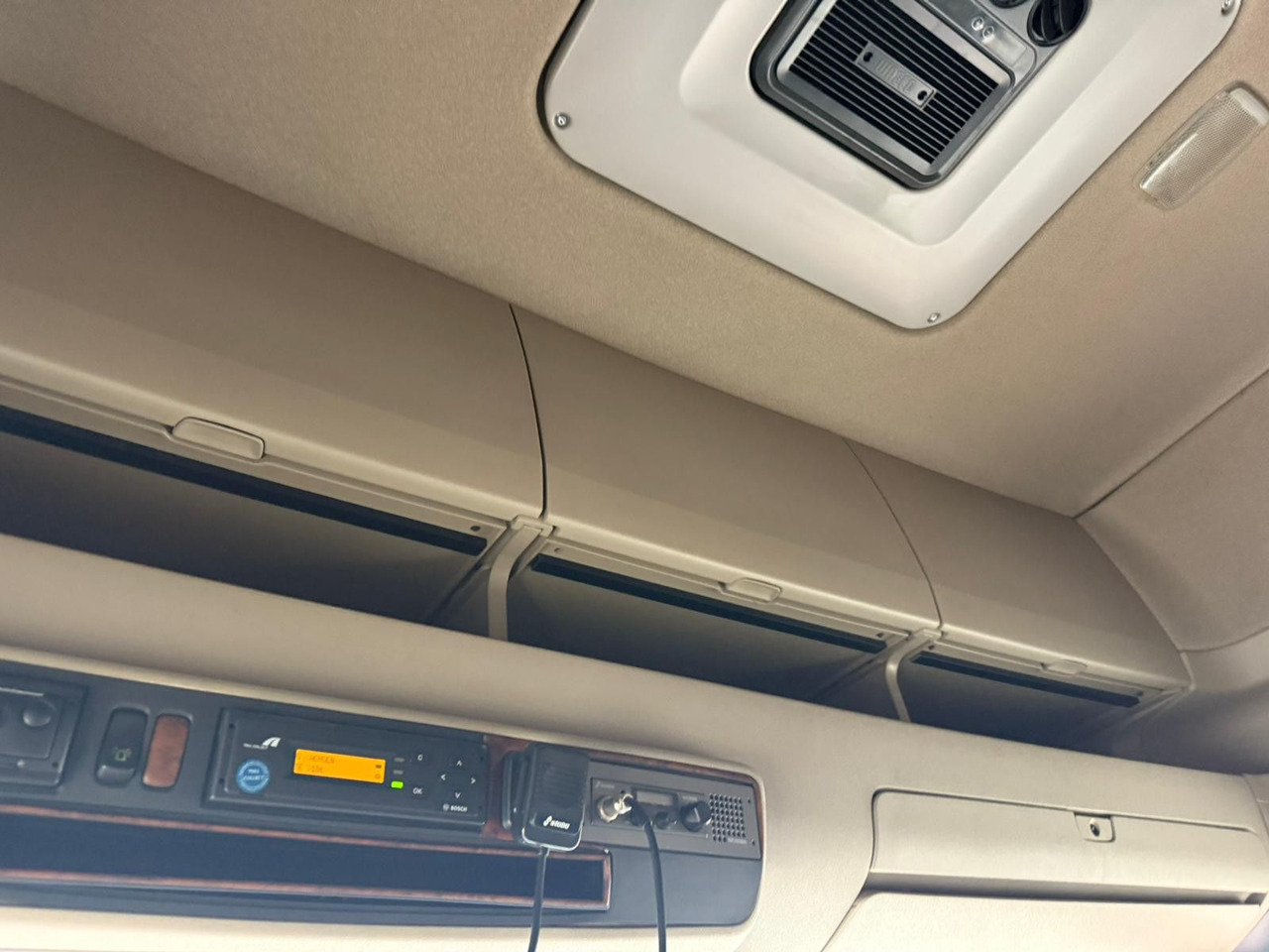 Cabeza tractora Scania R620 6x2/4 Highline V8 Power: foto 18